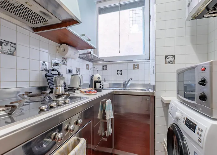 Vicomoro House Trastevere Апартаменты *